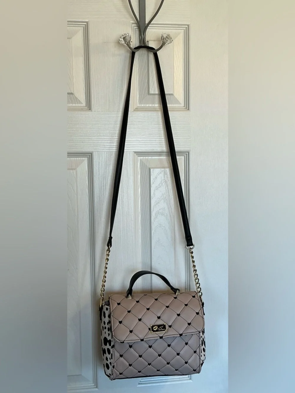 Luv Betsey by Betsey Johnson Pink Quilted Crossbody Bag Animal Print Side Hearts - Picture 2 of 16
